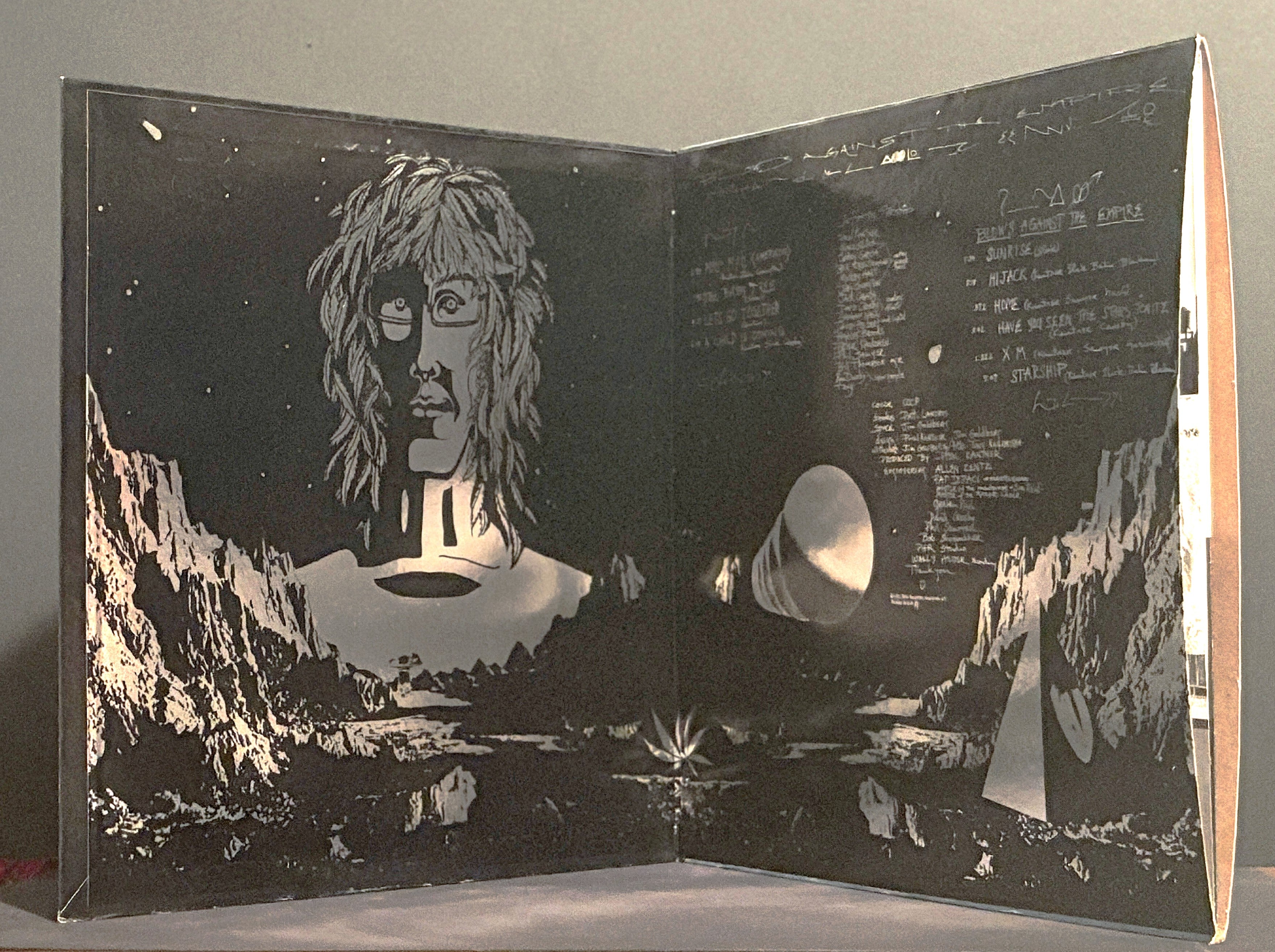 Paul Kantner & Jefferson Starship - Blows Against The Empire LP