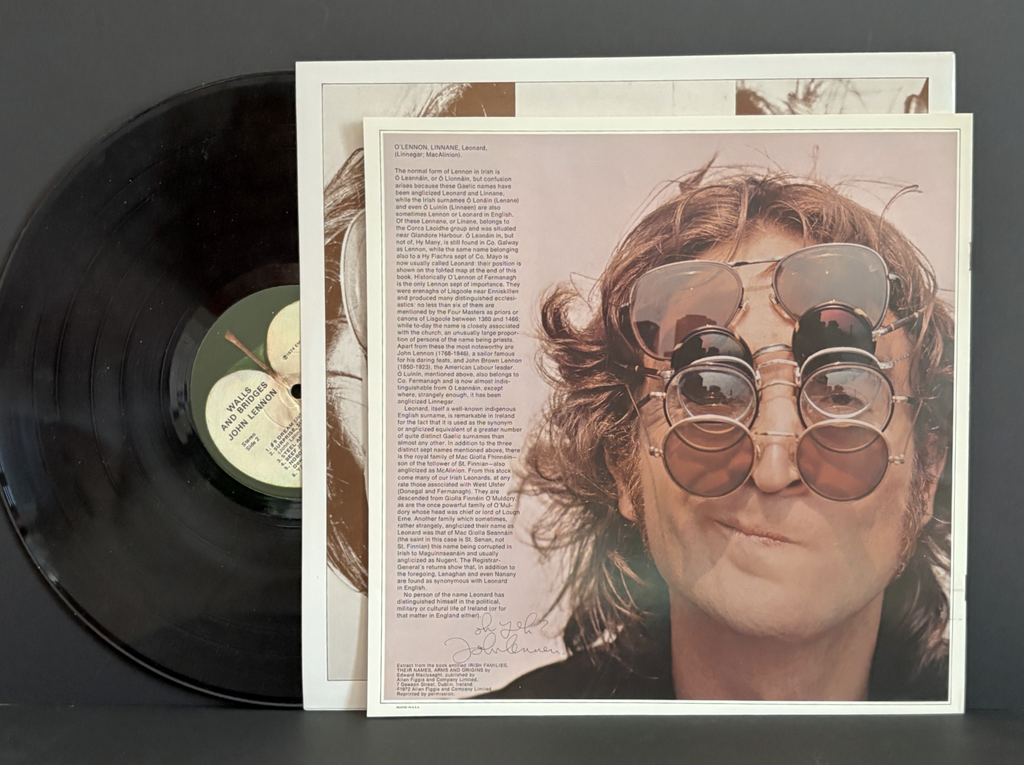 John Lennon - Walls & Bridges - Apple - 1974 - Original fold-out cover and inserts - NM