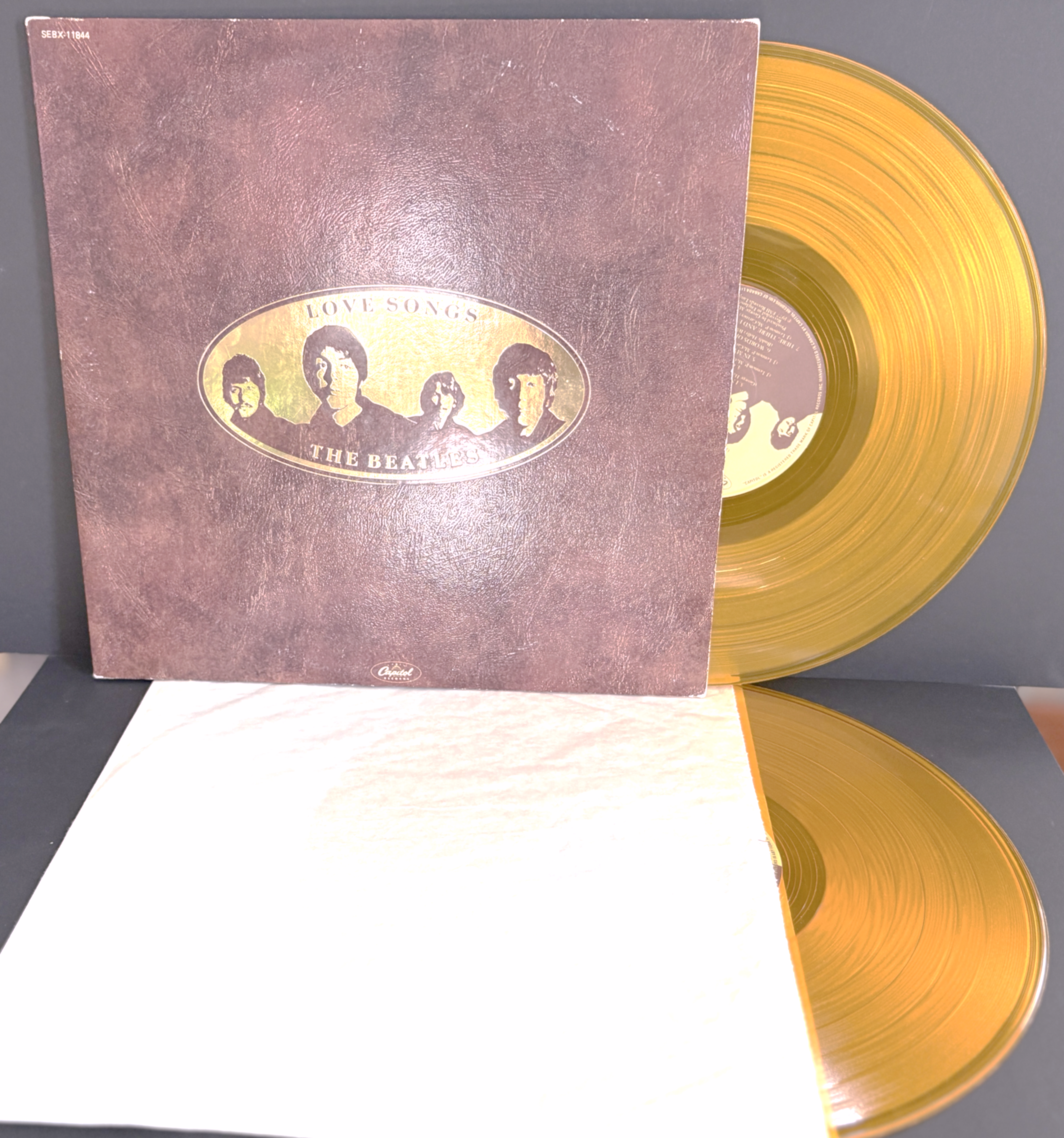 The Beatles - Love Songs 2LP - RARE Canada Yellow Vinyl - 1978 - NM-!