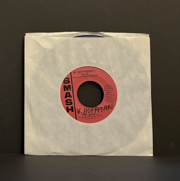 The Angels (3) - My Boyfriend's Back / (Love Me) Now - 45 - Smash Records (4) - Very Good Plus (VG+)